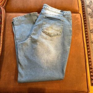 One Republic For All women’s straight jeans with faded detail  Sz 14 used
